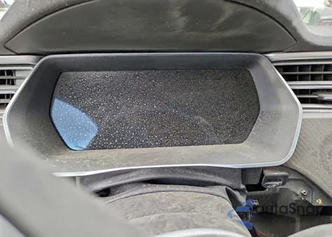 2015 Tesla Model S from USA, damaged, VIN 5YJSA1E26FF111152